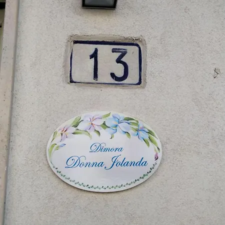 Dimora Donna Iolanda 公寓 莱韦拉诺